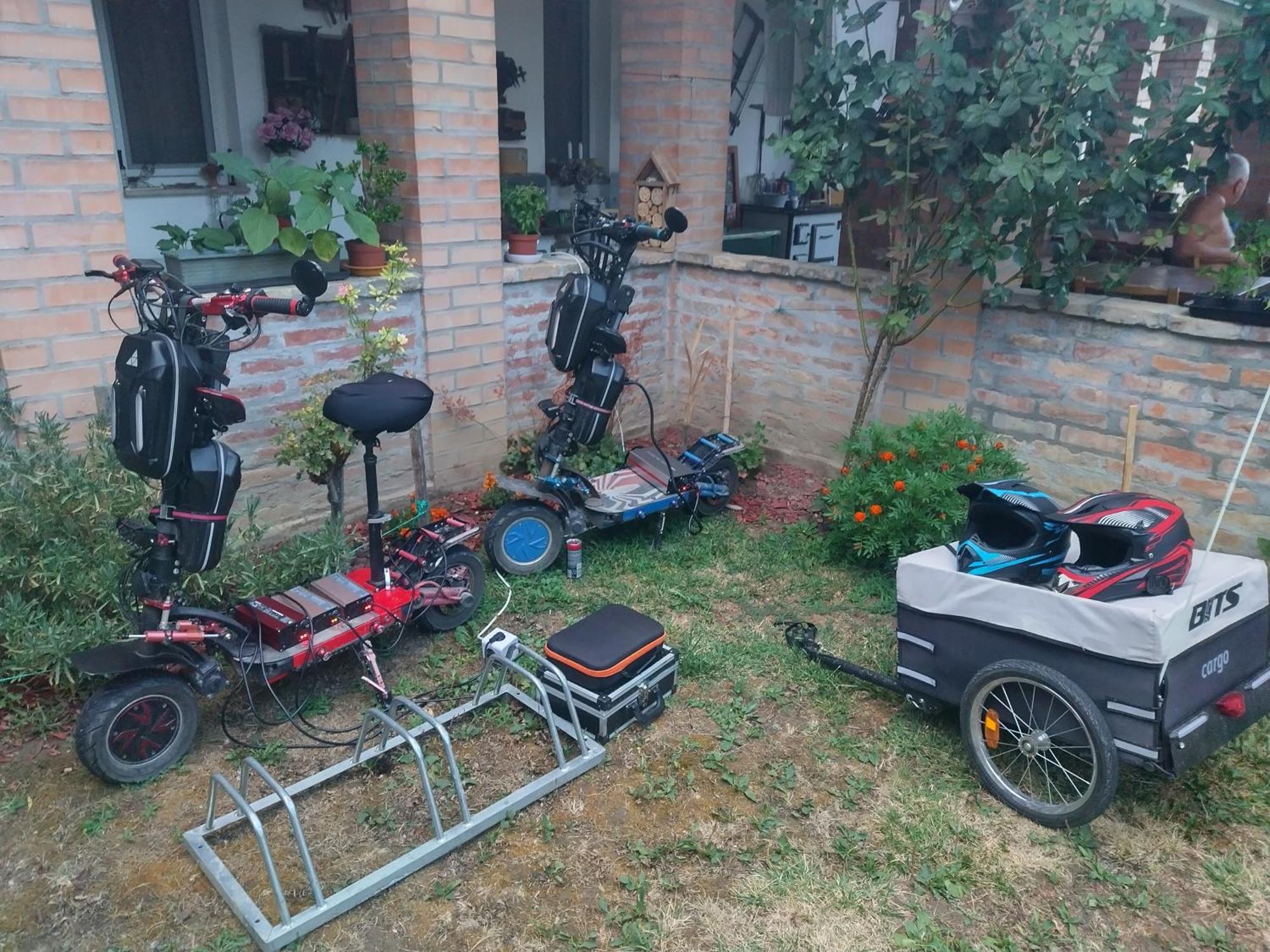 Bike Stop Duna Dunaszentmiklos Ngoại thất bức ảnh
